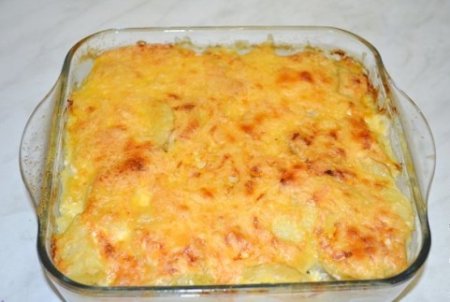 КАРТОФЕЛЬНАЯ ЗАПЕКАНКА СО СКУМБРИЕЙ 