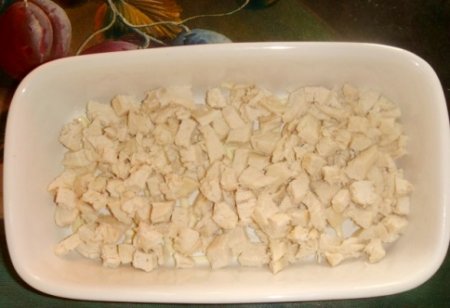 САЛАТ С АНАНАСАМИ И КУРИЦЕЙ