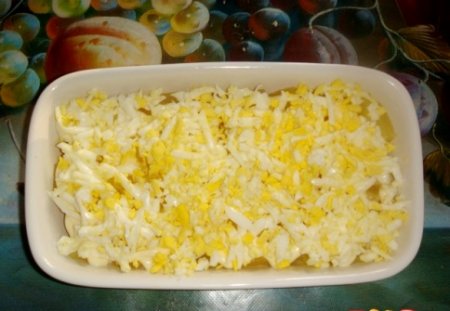 САЛАТ С АНАНАСАМИ И КУРИЦЕЙ