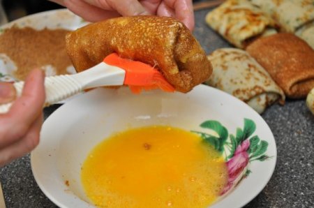 Блинчики с внутренностями в панировке