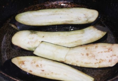 Баклажаны с сырной внутренностью