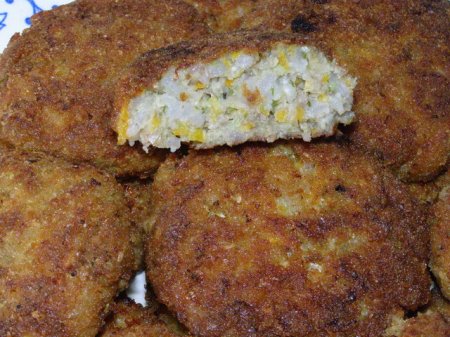 Нежные рыбные котлеты с капустой