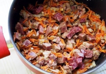 Картошечка, гашенная с мясом 