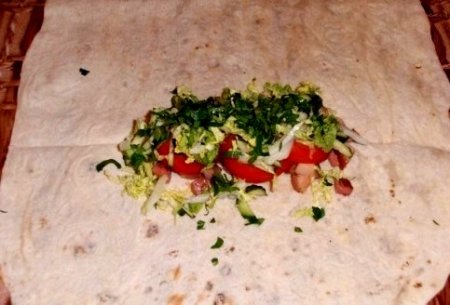 Шаурма с колбасой 