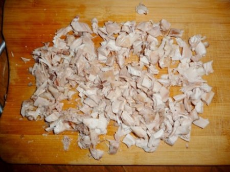 Воздушный салат-коктейль с курицей