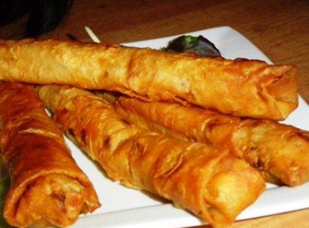 Жгучая закуска из лаваша