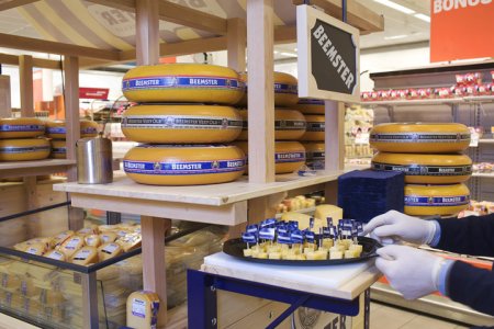 Сырный фургончик-магазин De Beemster  новое веяние современного дизайна магазинах и кафе