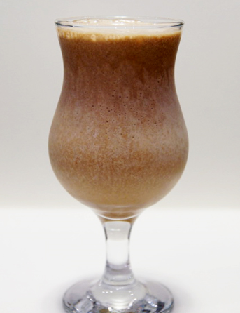 Молочно-кофейный коктейль с бананом