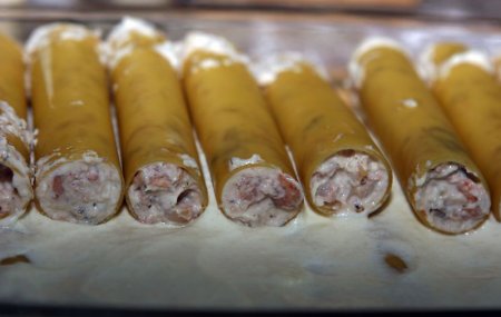 Каннеллони с внутренностью из семги