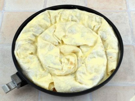 Мясной пирог из лаваша
