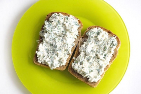Бутерброды с творожной пастой