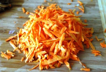 ГРЕЧНЕВАЯ КАША С СУШЕНЫМИ ГРИБАМИ