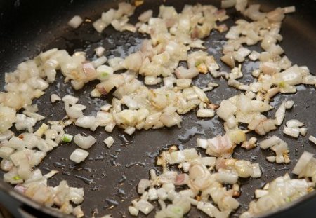 Гречневые котлеты с сыром и  луком