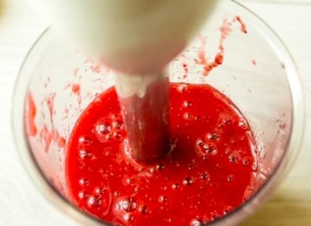 КЛУБНИЧНЫЙ МУСС