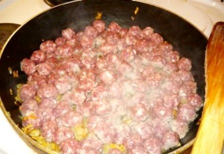 Спагетти с фрикадельками