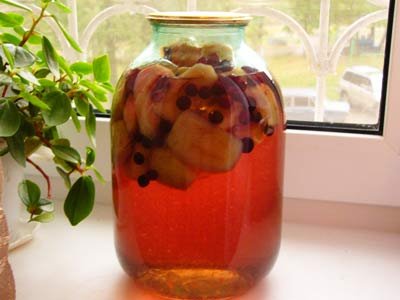 Рецепт компота из груш и слив