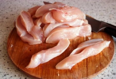 Курица в беконе