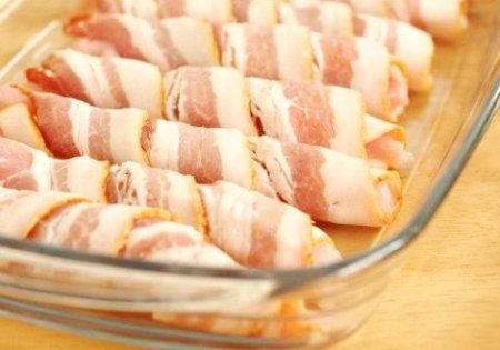 Курица в беконе