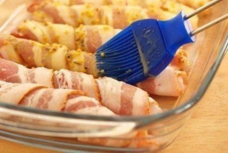 Курица в беконе