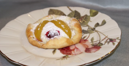 Творожное печенье-пирожное с плодами