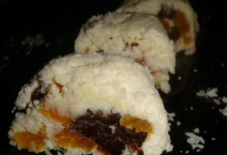 Творожный ролл с сухофруктами