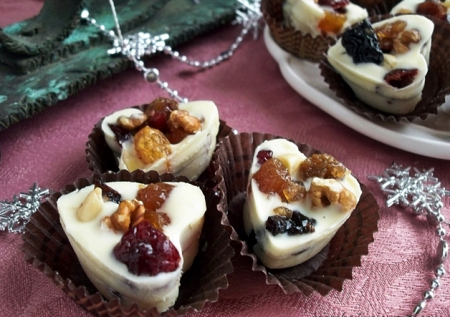 Конфеты с сухофруктами, вымоченные в роме