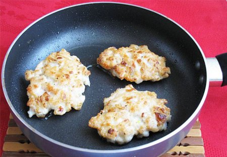 Рубленные куриные котлеты