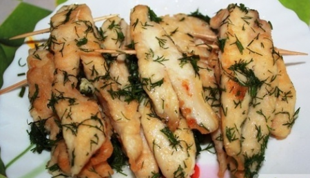 Лягушачьи лапки из курицы