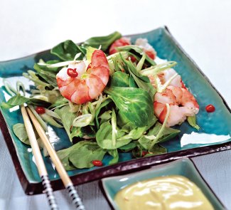 Салат с сельдереем и креветками 