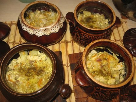 Капуста гашенная с куриным филе