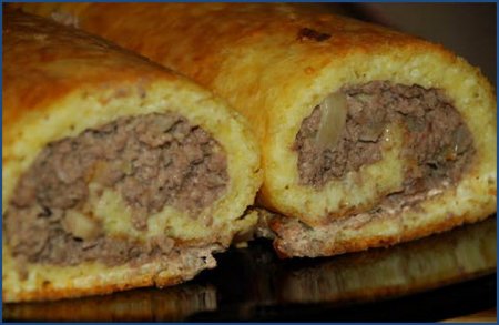 Картофельный рулет с мясом