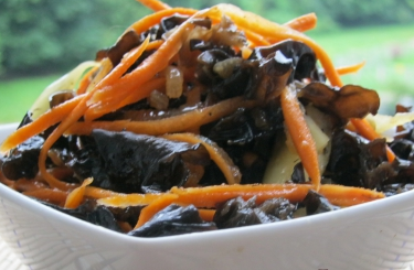 Салат из грибов муэр