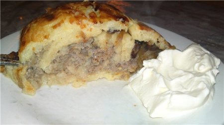 Картофельный рулет с потрошками