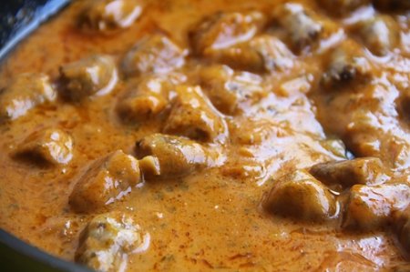 Как подготовить куриные сердца в сырно-сливочном соусе