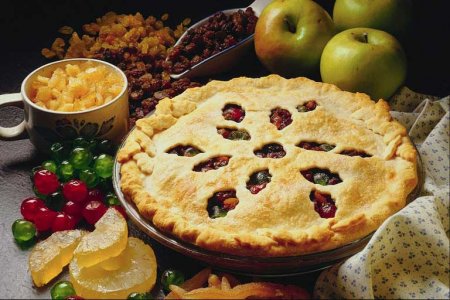 Пирог с цукатами