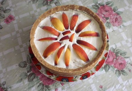 Чизкейк с персиками
