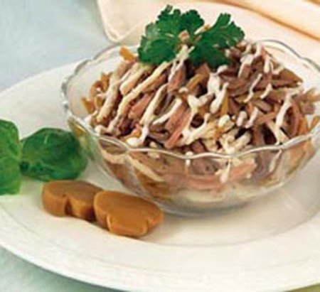 Дамский салат с говяжьим языком