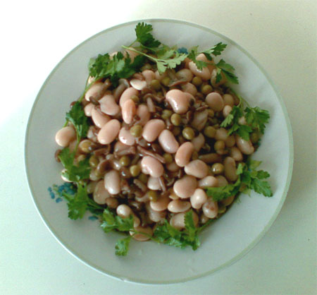 Салат "Фасоль с грибами"