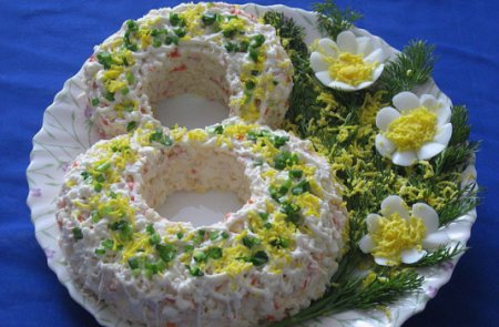 Салат из крабовых палочек к 8 марта